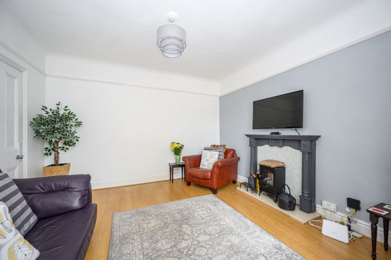 Sitting Room- click for photo gallery